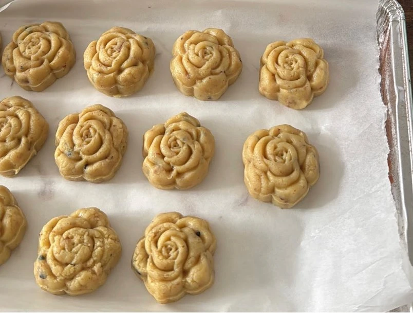 Penda Shanta sweets fresh from the batch — photo by Sebastian Teh